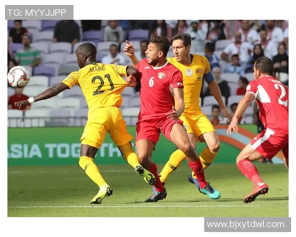 科洛科洛与特木科体的激烈对决揭示南美足球的魅力与竞争力 科洛科洛与特木科体的激烈对决揭示南美足球的魅力与竞争力