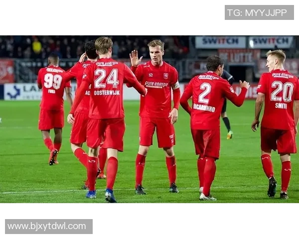 阿贾克斯主场迎战兹沃勒争夺荷甲积分榜关键战役 阿贾克斯主场迎战兹沃勒争夺荷甲积分榜关键战役