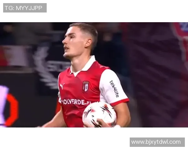 波尔图与格拉斯哥流浪的激烈对决揭示足球魅力与战术智慧的碰撞