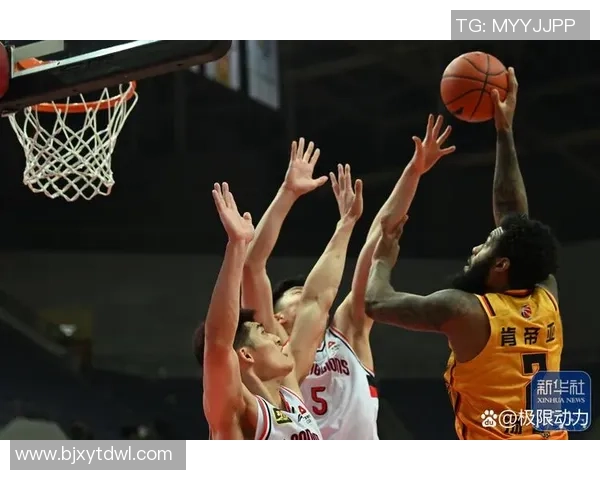 猛龙与76人激战G7精彩集锦回顾赛场瞬间尽显篮球魅力与激情 猛龙与76人激战G7精彩集锦回顾赛场瞬间尽显篮球魅力与激情