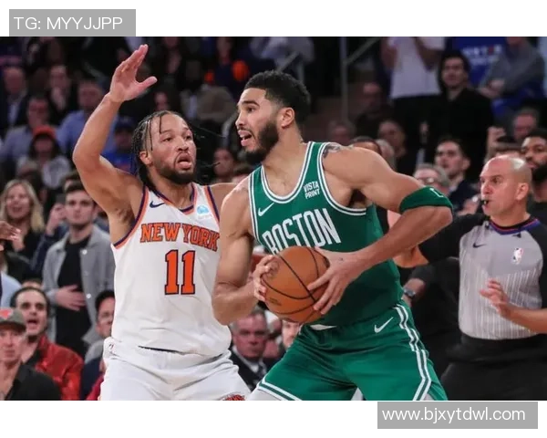 骑士在2016年NBA季后赛第六场逆转凯尔特人展现强大实力与团队默契